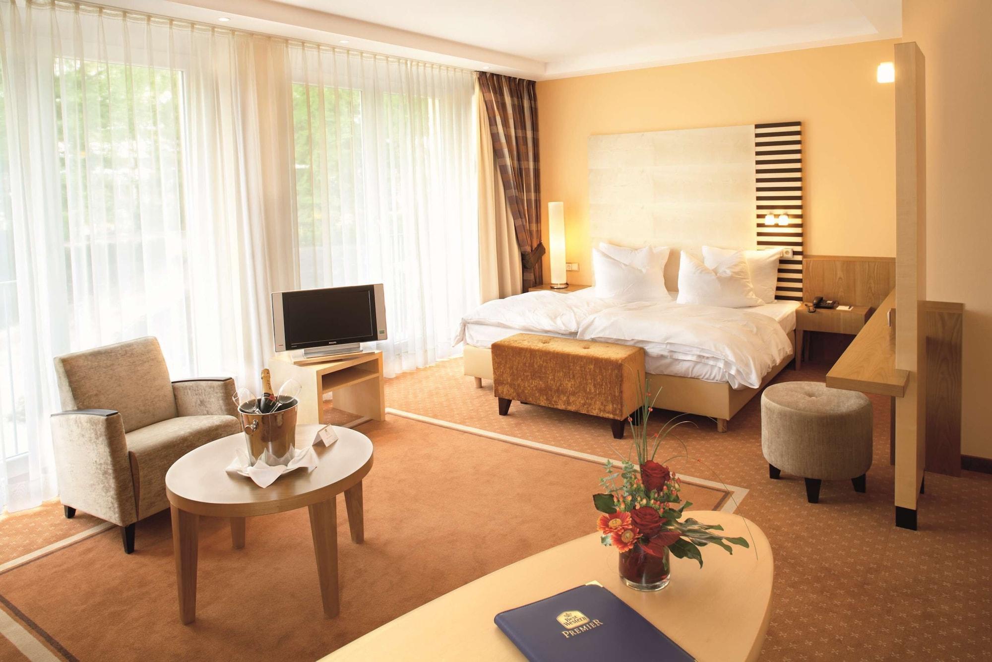 Best Western Premier Park Hotel & Spa Bad Lippspringe Bagian luar foto