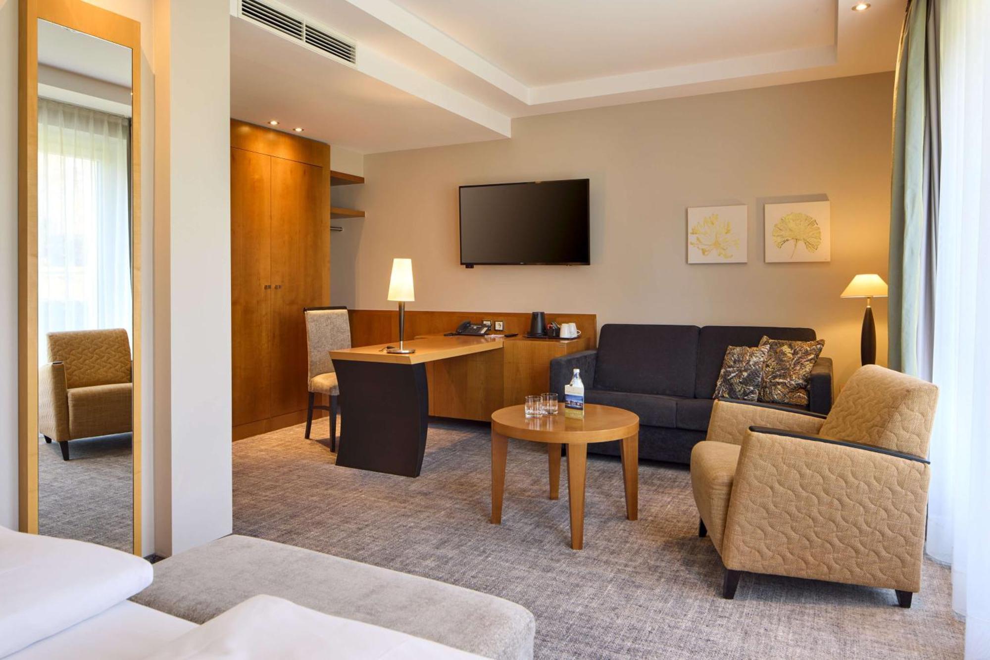 Best Western Premier Park Hotel & Spa Bad Lippspringe Bagian luar foto