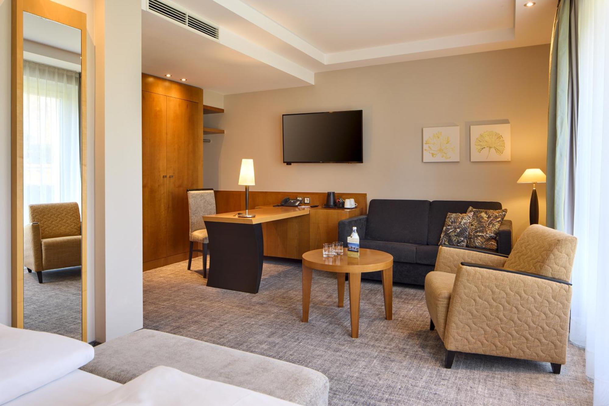Best Western Premier Park Hotel & Spa Bad Lippspringe Bagian luar foto